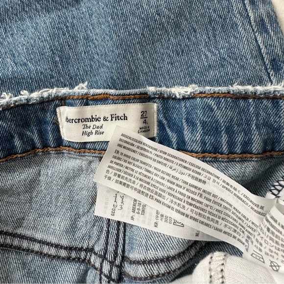 Abercrombie & Fitch High Rise Dad Jean - Picture 4 of 4